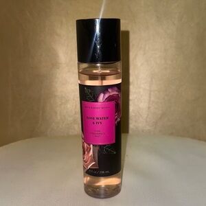 Bath & Body Works Rose Water & Ivy Mist - Pink & Black